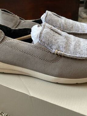 Clarks Men's Taupe Slip-On Suede & Wool Moccasins